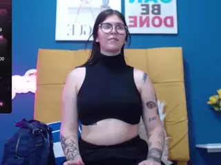 DaniellaWild's Live Sex Cam Show