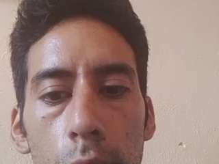 Kikobigger's cam show statistics and live stream