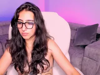 liaa-connor's Live Sex Cam Show