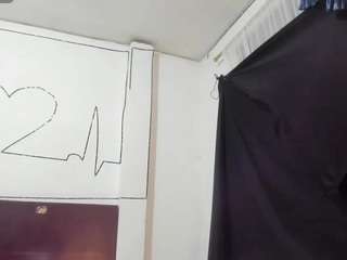 milfcomesfirst webcam