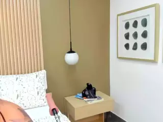 ValerieFerrer's Live Sex Cam Show