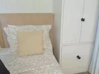 ValerieFerrer's Live Sex Cam Show