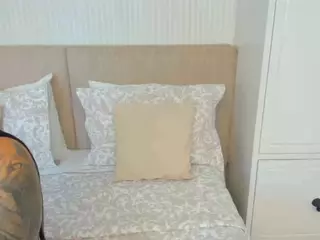 ValerieFerrer's Live Sex Cam Show