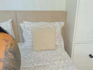 ValerieFerrer's Live Sex Cam Show