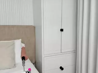 ValerieFerrer's Live Sex Cam Show