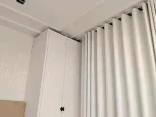 ValerieFerrer's Live Sex Cam Show