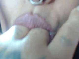 gabrielathoms webcam