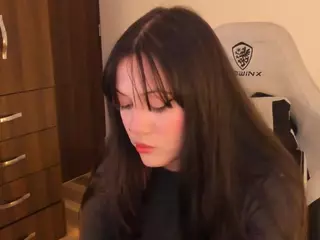 lachicalaura's Live Sex Cam Show