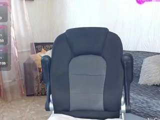 lindaernestine's CamSoda show and profile