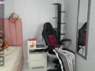 catiajones Live Webcam on CamSoda