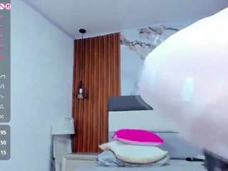 catiajones live webcam show