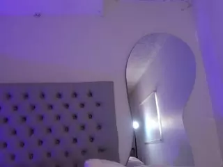 Helen-Vega's Live Sex Cam Show