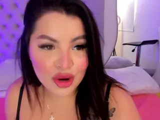 Helen-Vega's Live Sex Cam Show