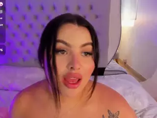 Helen-Vega's Live Sex Cam Show