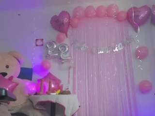  nikolsweett chat room