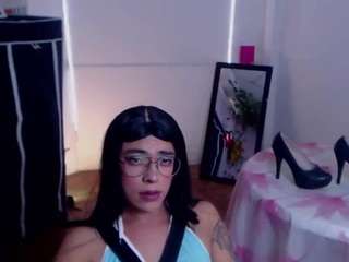 nikolsweett live webcam show