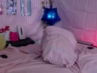 NIKKY live webcam show