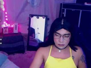 NIKKY live cam preview