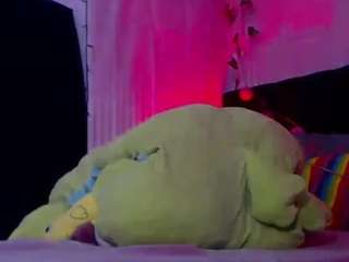 NIKKY live cam preview