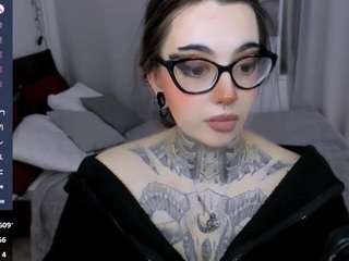 dixipixi live cam profile