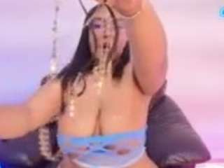 esmeralda-bigbotty