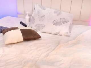 esmeralda-bigbotty webcam