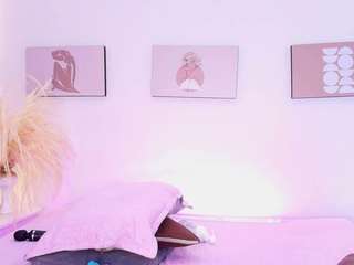 This model is live right now. esmeralda-bigbotty