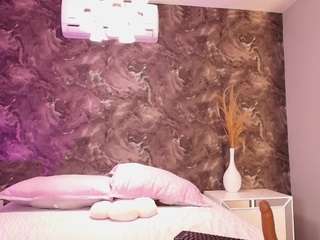 esmeralda-bigbotty Sex Cam Show