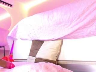 esmeralda-bigbotty live cam preview
