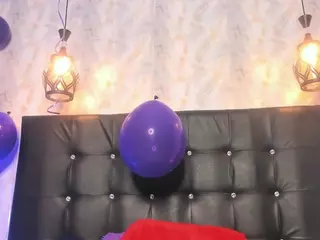 esmeralda-bigbotty's Live Sex Cam Show