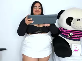 luciilubbw's Live Sex Cam Show