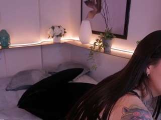 Live webcam model zoe-cruz21 on Soda Cams