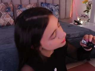 zoe-cruz21