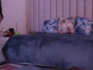zoe-cruz21 live cam