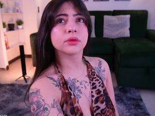 zoe-cruz21
