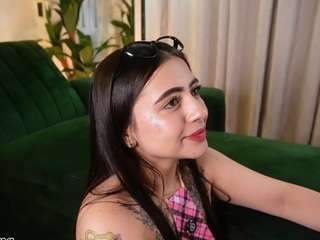 zoe-cruz21