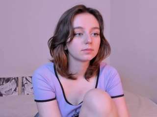 alice-white-fairy from CamSoda is Freechat