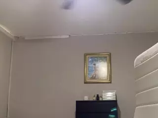 lorenxxxpr's Live Sex Cam Show