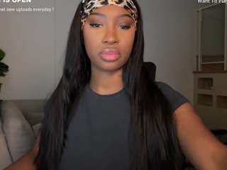 Live webcam model violet6xft on Soda Cams