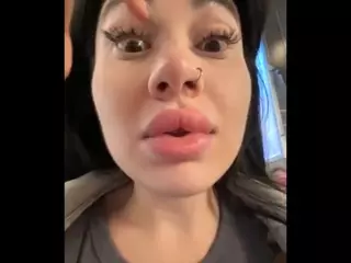 wet__bunny's Live Sex Cam Show