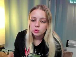  alice-halle chat room