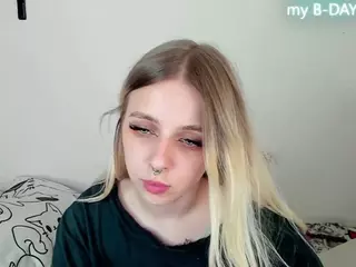 Alice-Halle's Live Sex Cam Show