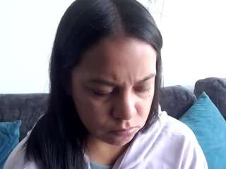 eva-candyy's CamSoda show and profile