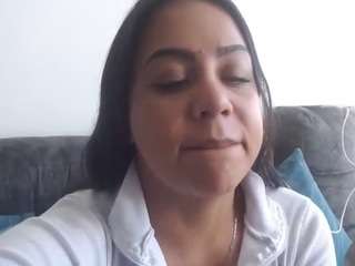 eva-candyy live webcam show
