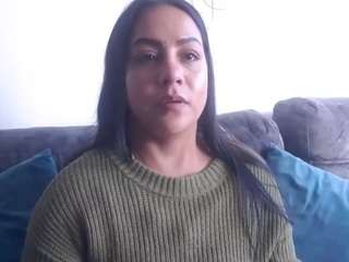 eva-candyy live webcam show
