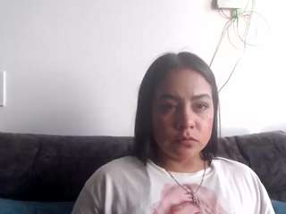eva-candyy live webcam show