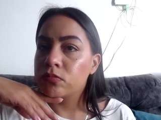 eva-candyy live webcam show