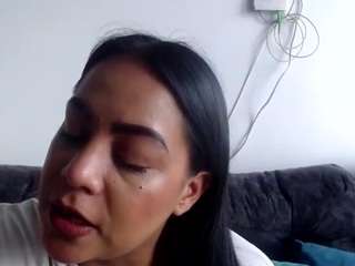 eva-candyy live webcam show