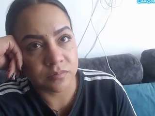 eva-candyy live webcam show
