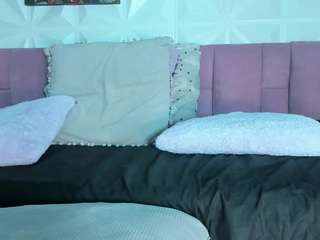 hellen-sky Live Webcam on CamSoda